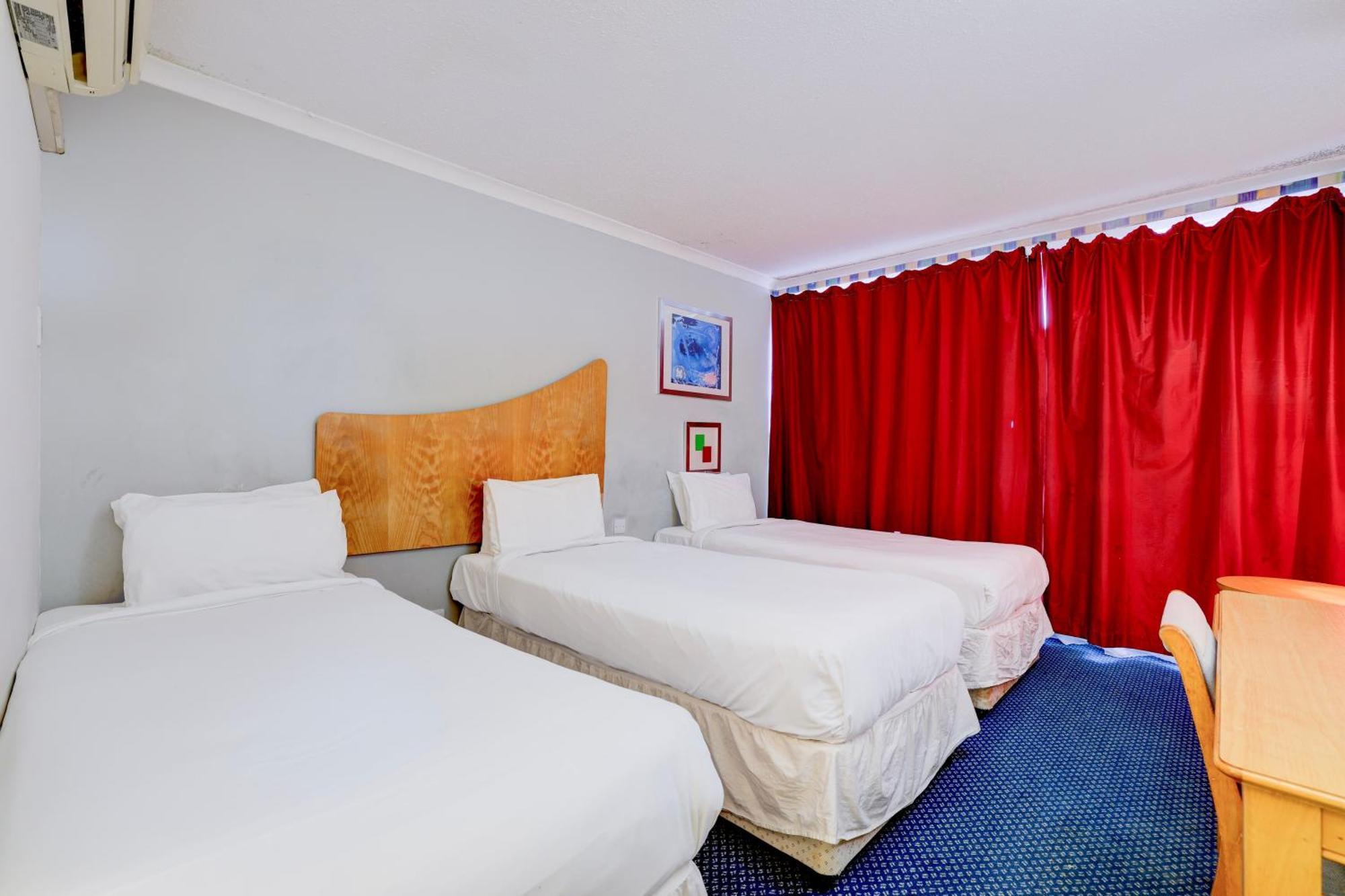 לוטון The Chiltern Hotel מראה חיצוני תמונה