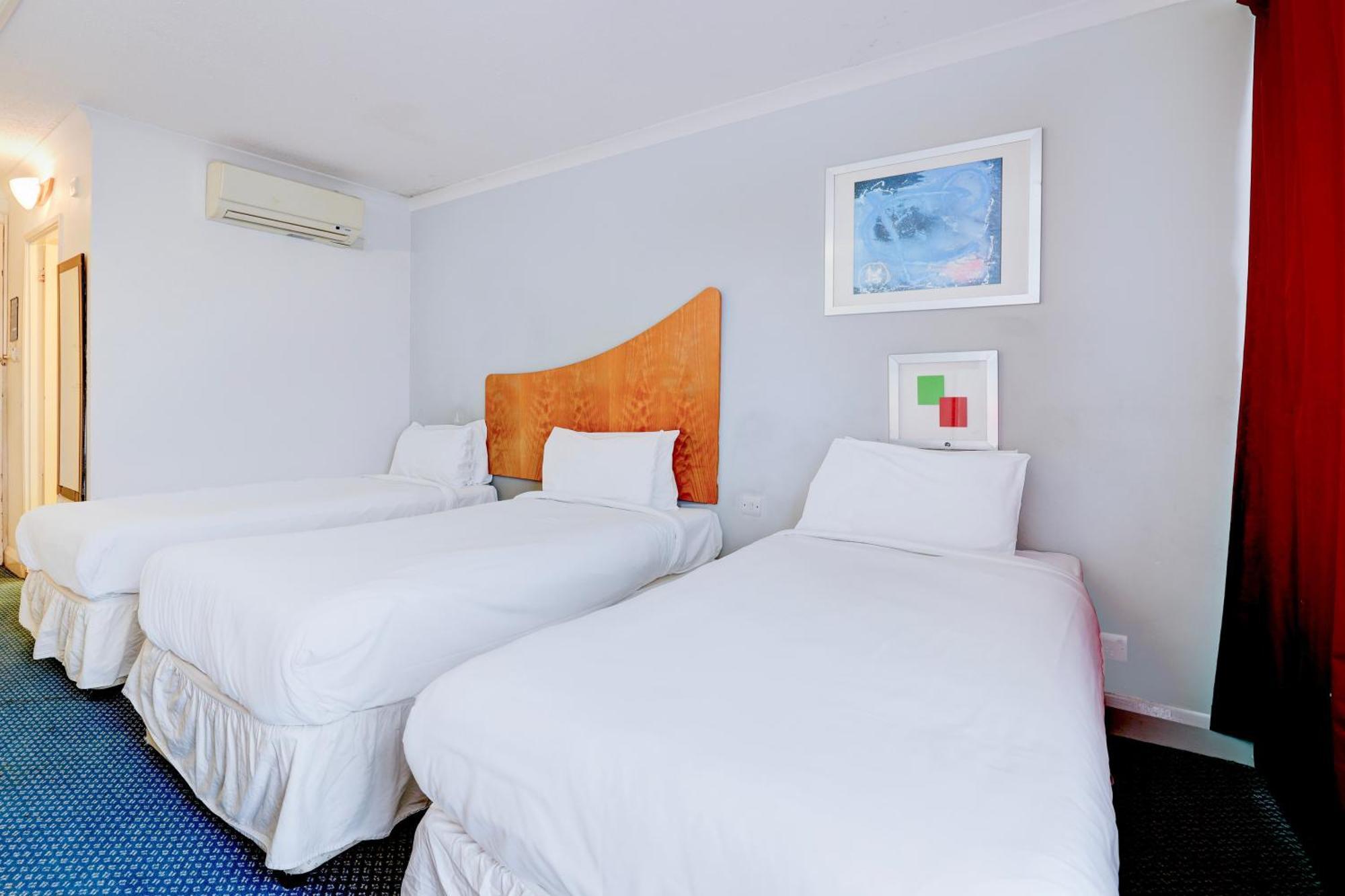 לוטון The Chiltern Hotel מראה חיצוני תמונה