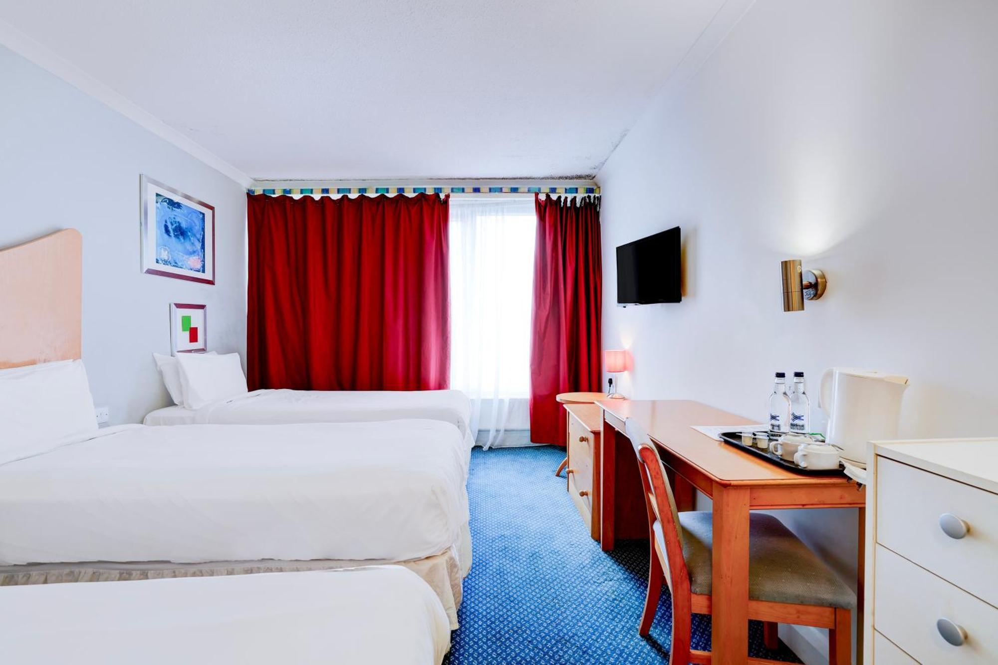 לוטון The Chiltern Hotel מראה חיצוני תמונה