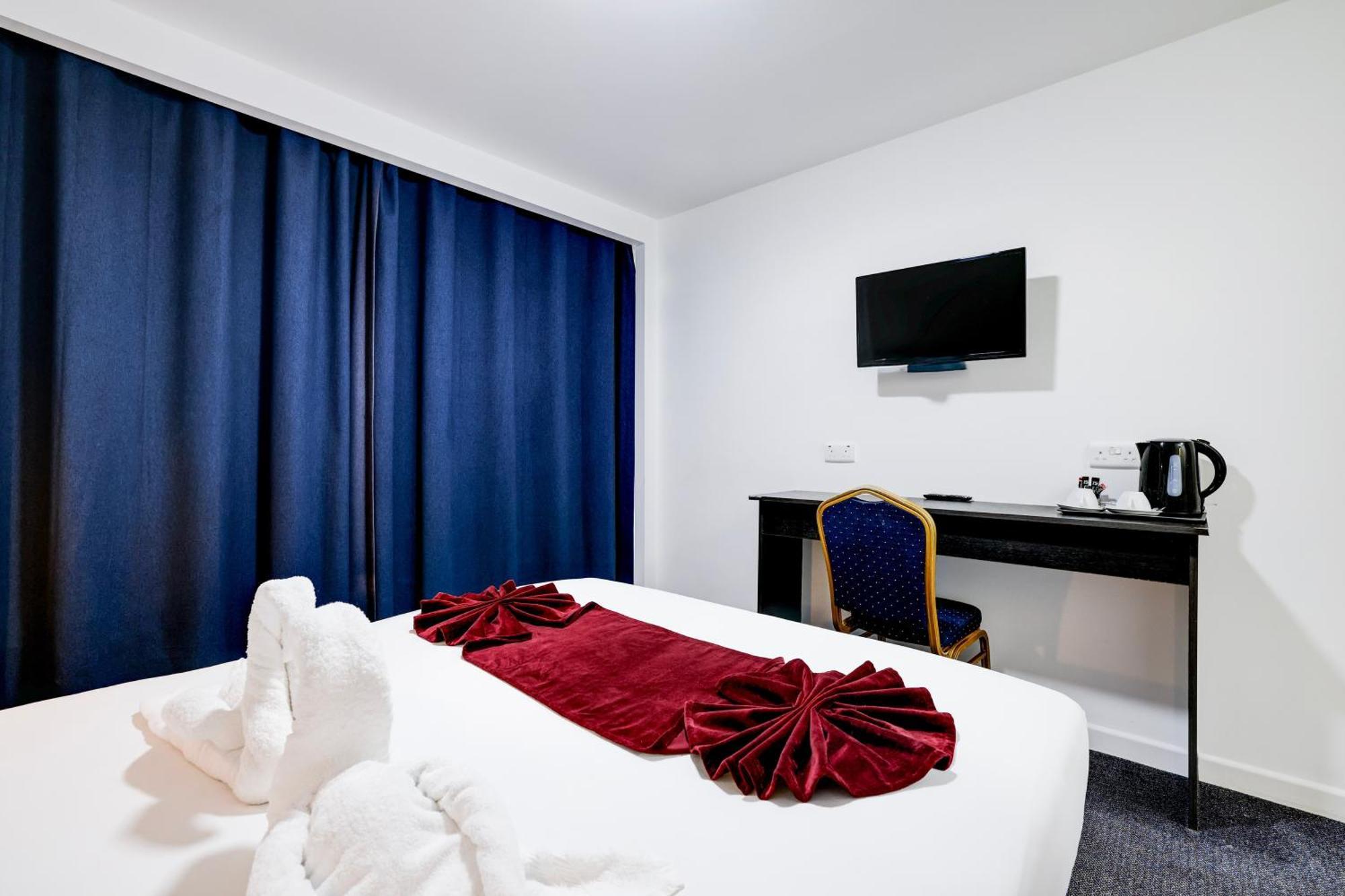 לוטון The Chiltern Hotel מראה חיצוני תמונה
