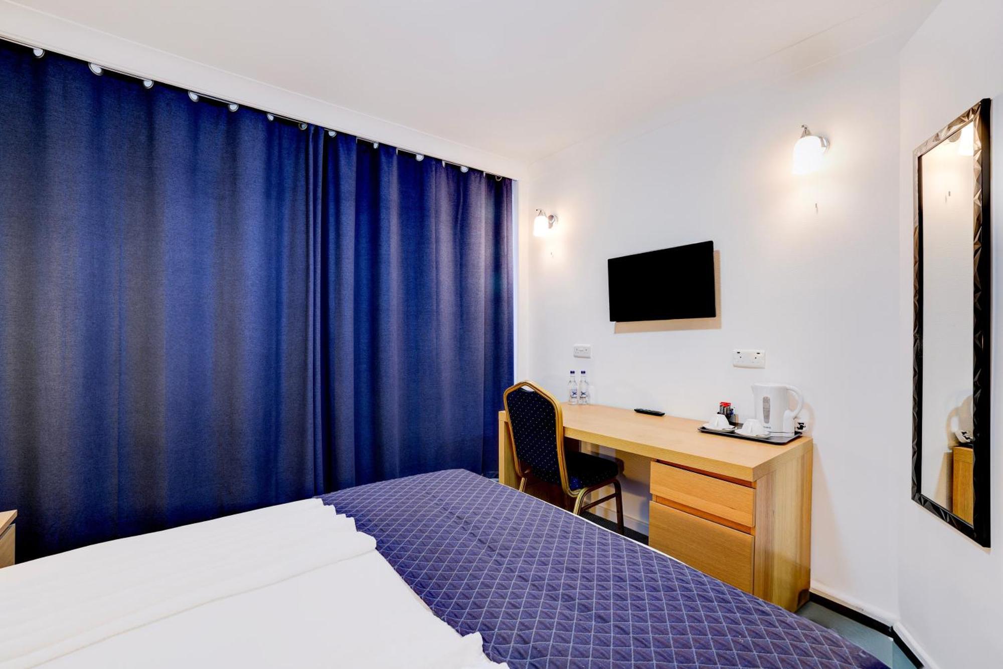 לוטון The Chiltern Hotel מראה חיצוני תמונה