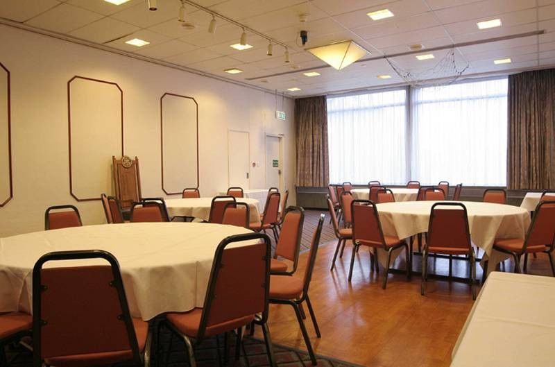 לוטון The Chiltern Hotel מראה חיצוני תמונה