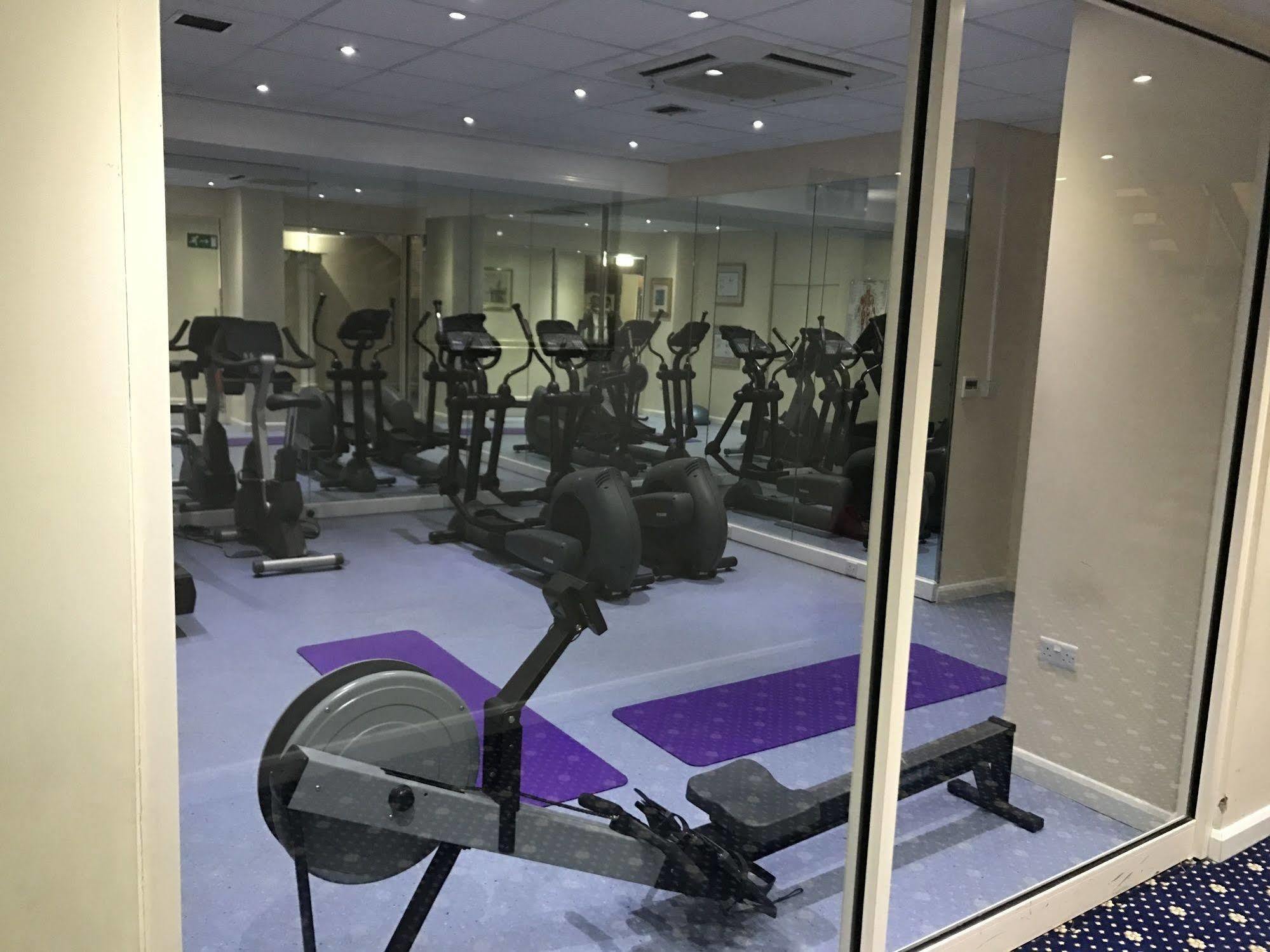 לוטון The Chiltern Hotel מראה חיצוני תמונה